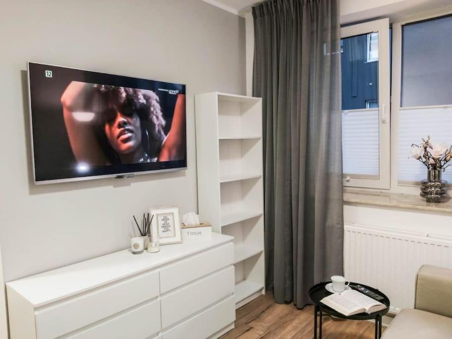 Bezagenta Mozart3 Studio Easy Access To City Wifi Warszawa Eksteriør billede